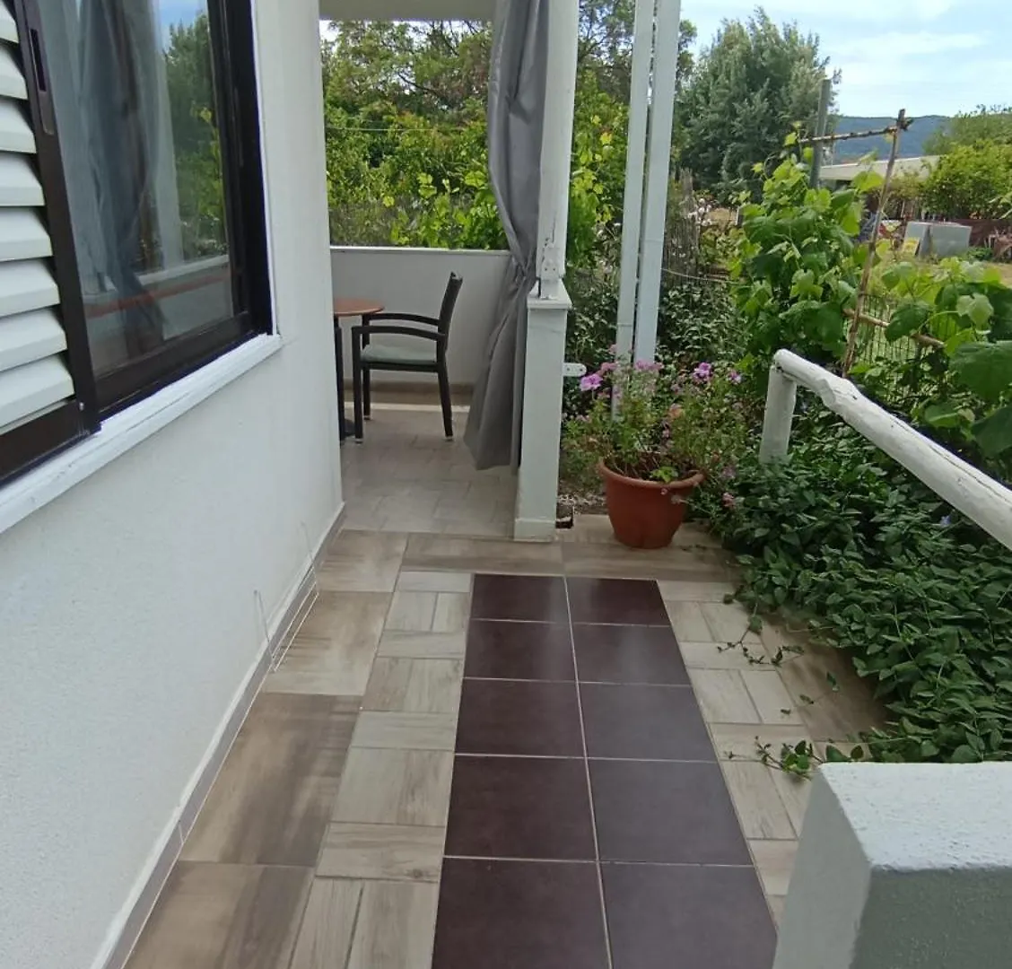 House Eugenia sarti Apartment Grecia