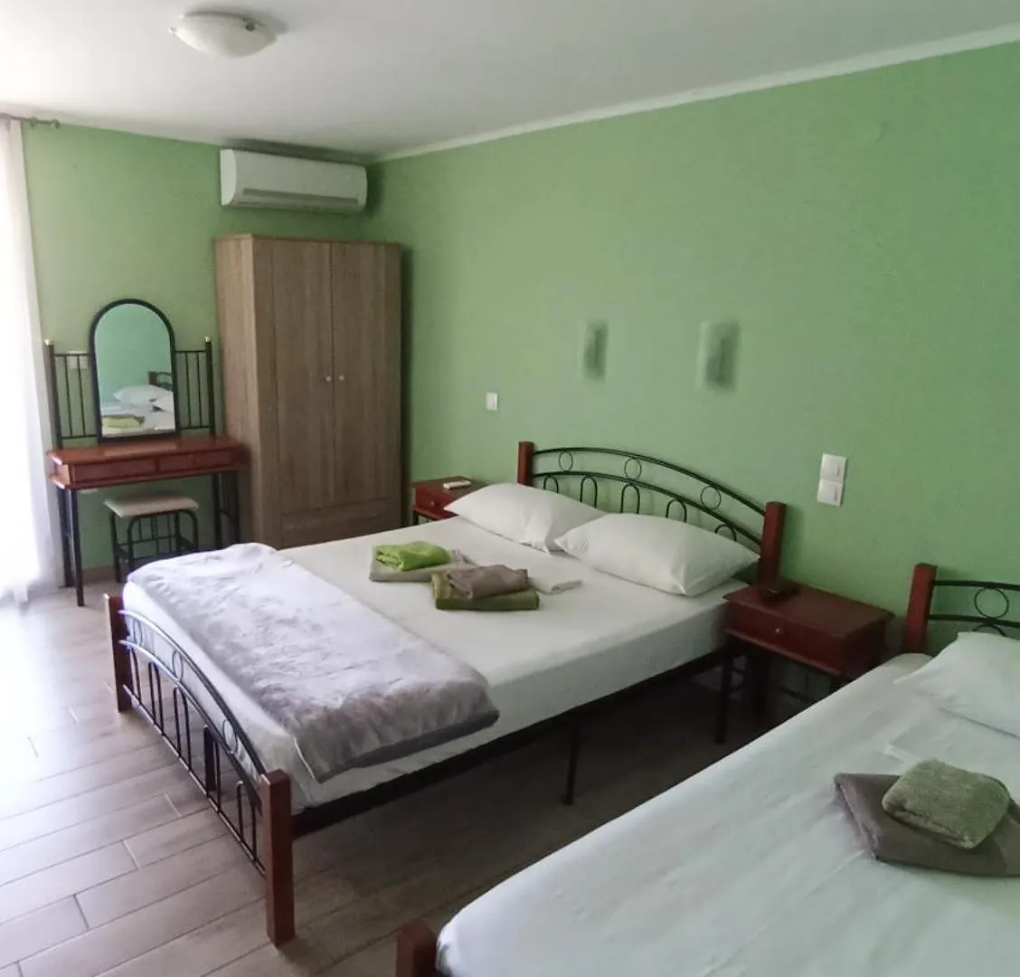 House Eugenia sarti Apartment Grecia